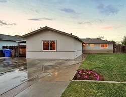 Hanford, CA Repo Homes