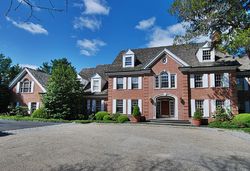 Clearview Ln - New Canaan, CT