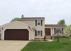 Scarboro Dr - Glendale Heights, IL