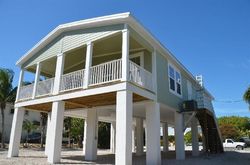 Summerland Key, FL Repo Homes