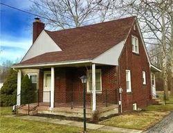 Lowellville, OH Repo Homes
